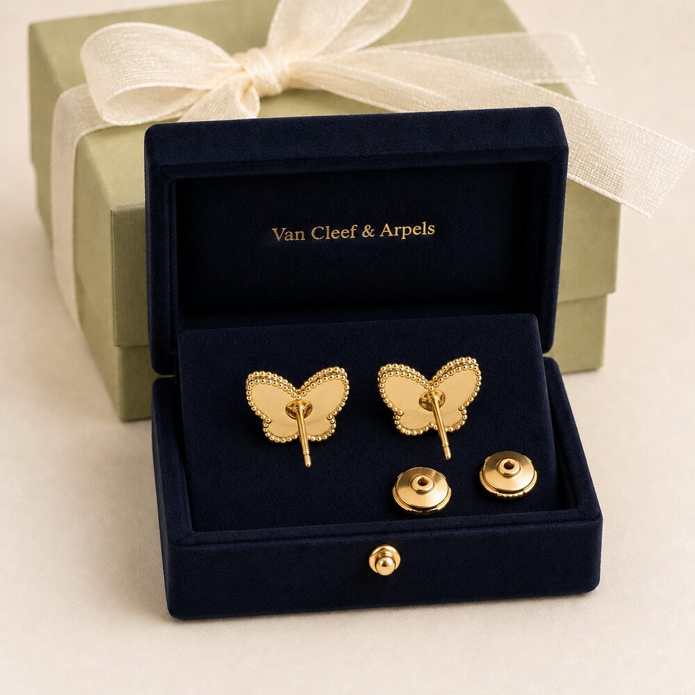 Van Cleef & Arpels Elegant Signature Earrings Style 6 | New with Box - Picture 4 of 9